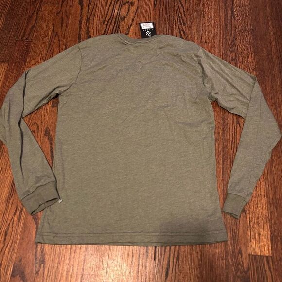 New Veece Top - Picture 3 of 4